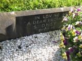 image of grave number 932912